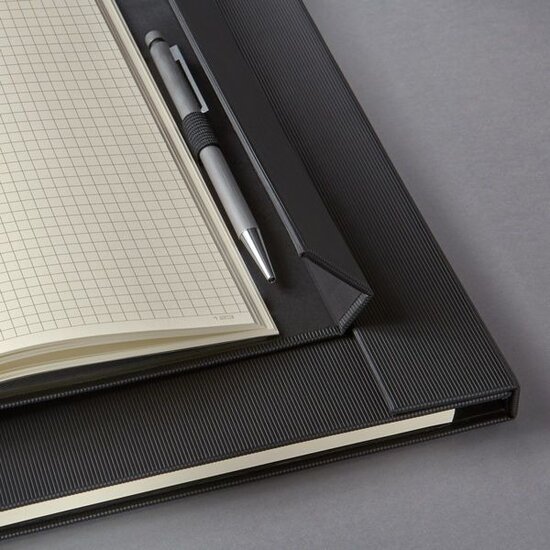 Sigel SI-CO141 Notitieboek Conceptum Pure Hardcover Met Magneetsluiting A4+ Zwart